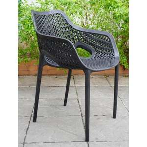 Sillón Lounge Obsidian Noir Lattice |   Asiento Curvo Apilable de Polipropileno para Todo Clima con Respaldo Dividido, Premium Comercial - Product Image 3