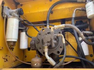 Excavatrices d'occasion Offres Spéciales Volvo EC240D Prix compétitif Bonne condition 24 tonnes Excavatrice sur chenilles EPA Kubota Moteur Cummins - Product Image 4