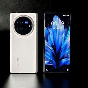 Vivo X Fold 3 Pro 5G รุ่นใหม่ล่าสุด Snapdragon 8 Gen 3 หน้าจอพับได้ 120Hz ชาร์จไว 100W กล้อง 50MP NFC หน่วยความจำแบบคู่ 16GB 12GB 256GB โทรศัพท์พับได้ - Product Image 1