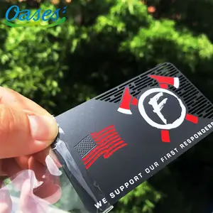 独特的信用卡尺寸黑色定制金属卡