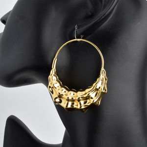 Pendientes de Aro Grandes Clásicos de Latón para Mujer, Chapados en Oro de 18K de Dubái, Diseño Hueco y Grueso con Patrón de Enamorados, para Aniversario - Product Image 6