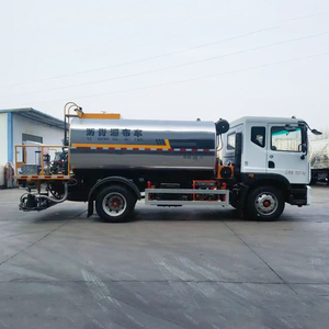 Camión Pulverizador de Asfalto para Construcción de Carreteras DONGFENG D9 con Emulsión de Betún de 8000L, 1 Año de Garantía, Bomba como Componente Principal - Product Image 5