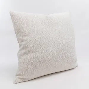 Wholesaler Custom Home Textile Decor White Soft Chenille Boucle Pillow Cushion for Sofa Bed Chair Couch Square Decorative Throw