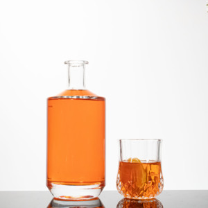Bonne qualité en stock 500ml 700ml 750ml Tequila <span class=keywords><strong>Whisky</strong></span> Gin Vodka <span class=keywords><strong>Whisky</strong></span> avec bouchon en liège - Product Image 5