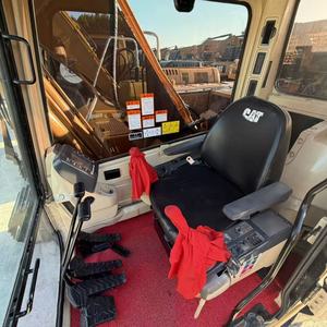 Excavadora Caterpillar 320BL de segunda mano, con pocas horas de uso, en buen estado, excavadoras usadas en venta - Product Image 5