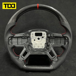 Volante de Fibra de Carbono Real TDD Compatible con Land Rover Defender 2020-2024, Acabado Brillante - Product Image 2