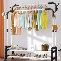 Cintre en acier inoxydable édition luxe moderne pour la maison moderne, pour la garde-robe, la cuisine, le rangement des sacs, pour l'exposition de vêtements, de bijoux