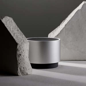 Diffuseur d'arômes électronique intelligent Halo, diffuseur d'huiles essentielles en métal, diffuseur pour l'intérieur de la voiture, appareil de parfum d'intérieur, humidificateur d'air ultrasonique - Product Image 1