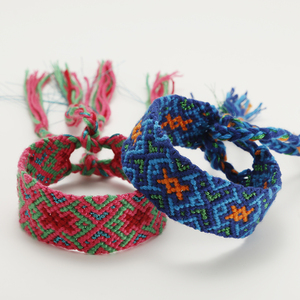 Népal pas cher chanceux tissé tressé large réglable femmes bracelets mexicains faits à la main - Product Image 2