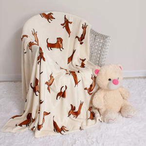 Belle couverture de chien de saucisse imprimée en flanelle mignonne adorable jet léger et confortable pour <span class=keywords><strong>les</strong></span> enfants couverture sûre délicate et chaude - Product Image 2