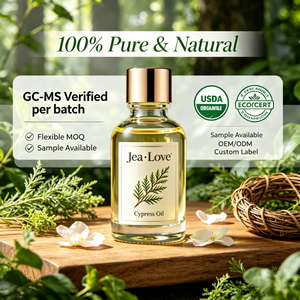 <span class=keywords><strong>Huile</strong></span> <span class=keywords><strong>Essentielle</strong></span> de Cyprès <span class=keywords><strong>Bio</strong></span>, Extrait Naturel de Feuilles, Diffuseur d'Ambiance, Parfum Boisé, Cosmétiques, Bougies, Fabrication OEM ODM, Vente en Gros - Product Image 1