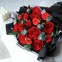 Bouquet de fleurs séchées et préservées faites à la main en gros pour la décoration intérieure, la Saint-Valentin, les anniversaires, la fête des Mères, les remises de diplômes, Noël, Nouveauté