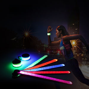 Lumineux <span class=keywords><strong>Papa</strong></span> Anneau Bracelet Type-C Charge LED Lumières Slap Strap Sécurité Bracelet Lumières pour Extérieur Nuit Running Party Cheer - Product Image 6