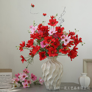 ดอกไม้ประดิษฐ์ยี่ห้อ Yihua รุ่น Floral Art ดอกคอสมอสสีชมพู แจกันดอกไม้ผ้าไหม ตกแต่งบ้าน ตกแต่งห้องนั่งเล่น ของประดับตกแต่งโต๊ะ - Product Image 5