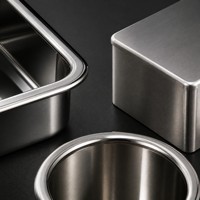 Ponceuse industrielle robuste pour le débavurage et le polissage des coins et des angles de boîtes d'évier en acier inoxydable, finition miroir