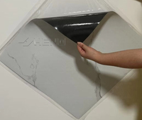 Carreaux autocollants en PVC Wayon de haute qualité 600*600mm, imperméables, antidérapants, avec dos adhésif pour la décoration du sol de la chambre à coucher et du salon