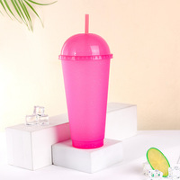 Gobelet en plastique PP à paillettes à paroi simple, sans BPA, grande capacité 700 ml, avec couvercle dôme et paille, pour bubble tea et café glacé, personnalisable avec logo