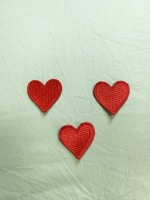 Patch thermocollant personnalisé en forme de petit cœur rouge, applique en tissu brodée, chiffres et lettres, vente en gros