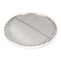 Grilles de cuisson en acier inoxydable 304 BBQ Mesh Fire Pit Ensemble d'accessoires en métal pour l'extérieur avec panier à grille Bâton de charbon de bois et sacs