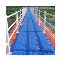 Marine modulaire HDPE quai flottant passerelle d'eau Aquaculture Cage ponton plate-forme pour bateau pêche Yacht Jet Ski Sea Doo