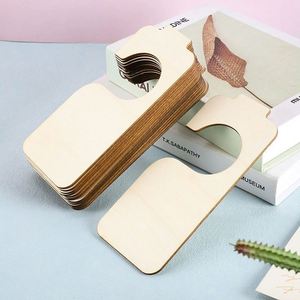 ไม้แขวนประตู DIY แบบปรับแต่งได้ สำหรับเด็ก ทำจากไม้บาสวูดและไม้สน เป็นมิตรกับสิ่งแวดล้อม เหมาะสำหรับตกแต่งห้องเด็กสไตล์โบโฮ - Product Image 1