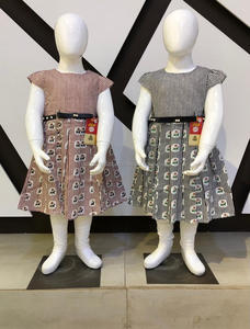 Vestido de algodón a rayas con estampado de flores para bebés - Product Image 4