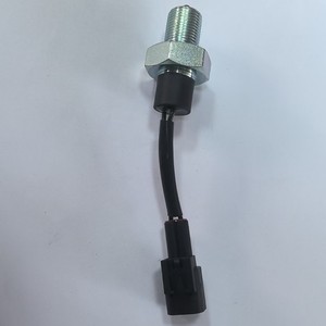 Interruptor de Luz de Reversa 9317023000 93170-23000 para Vehículos Hyundai Kia, Pieza de Repuesto Nueva - Product Image 1