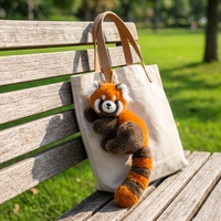 Peluche Panda Rouge Réaliste Personnalisée, Jouet Animal Doux et Moelleux, OEM ODM, Logo Personnalisé, Rembourrage Coton PP, Anti-Stress en Maille