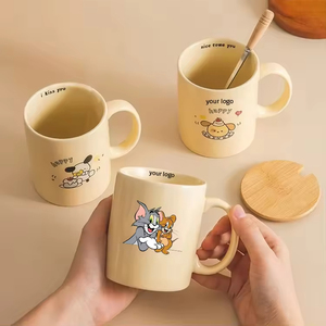 Cremefarbene Personalisierte Kreative Ästhetische Vintage Blanko Niedliche Keramikbecher mit Löffel Kaffee-Blumen Weihnachtstasse - Product Image 2