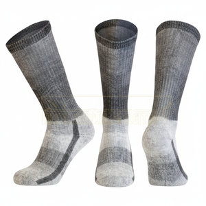 Calcetines deportivos con diseño de cesta práctica para un estilo de vida activo - Product Image 1