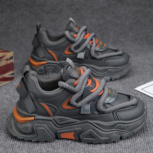 Chaussures décontractées de mode pour hommes, plateforme extérieure, logo personnalisé 2024, baskets noires de loisirs pour hommes, chaussures de marche de style sportif, en stock - Product Image 1