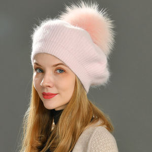 Nouveauté 2022 : Bérets pour adultes avec <span class=keywords><strong>pompon</strong></span> en fourrure de raton laveur véritable détachable, bérets élégants pour femmes, bérets en tricot chauds - Product Image 4