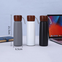 Hadiah Bisnis Botol Flask Vakum Stainless Steel Dinding Ganda 500ml Tutup Bambu, Esensial untuk Kembali ke Sekolah dan Perjalanan