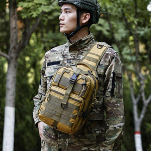 Nouveau sac de sport de plein air à bandoulière, imperméable, résistant à l'usure, sac tactique pour randonnée courte distance, fabriqué en tissu Oxford polyester - Product Image 3