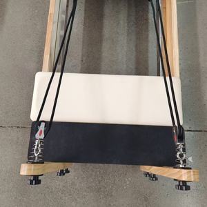 Multifunktionales Kommerzielles Reformer-Pilates-Gerät Pilates-Reformer aus Eichenholz - Product Image 5