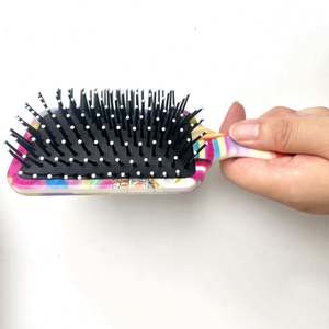 Brosse à cheveux en plastique antistatique avec coussin d'air pour tous les types de cheveux avec imprimé photo personnalisé léopard peigne - Product Image 5