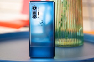 Excelente Relación Calidad-Precio <span class=keywords><strong>Motorola</strong></span> <span class=keywords><strong>Edge</strong></span> Plus XT2061 256GB 12GB Cámara de 108 MP RAM Teléfono Inteligente Android Juego Completo de Accesorios - Product Image 2