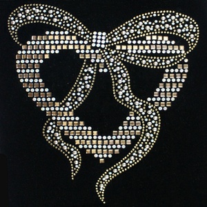 Strass thermocollant artistique en cristal motif Tour Eiffel <span class=keywords><strong>Paris</strong></span> pour tenues de festival d'été et de concert, fournisseur d'usine - Product Image 2