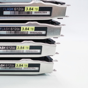 EMC 005052556 7,68 TB SAS 2,5 12G SSD con 3D Nand TLC Flash Capacidad de almacenamiento de 7,68 <span class=keywords><strong>terabytes</strong></span> - Product Image 5