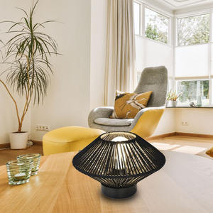 Lampada da tavolo con filo di seta, diametro 200 mm, E27, potenza 40W, ideale per decorazione e ambientazione di spazi. - Product Image 3