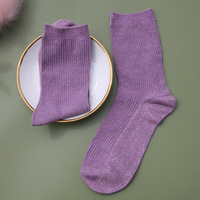 Chaussettes brillantes en fil argenté et doré à la mode en gros pour femmes