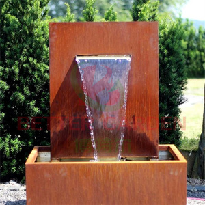 Design in metallo per la fabbrica di villaggi vacanze - Product Image 4