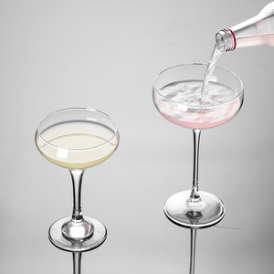 Grand <span class=keywords><strong>Verre</strong></span> à <span class=keywords><strong>Martini</strong></span> Transparent Personnalisé Géant pour les Occasions Festives - Product Image 5