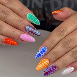 <span class=keywords><strong>Faux</strong></span> ongles press-on pré-dessinés en forme d'amande, plaques à poser pour le nail art des doigts - Product Image 1