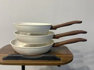 Sartén <span class=keywords><strong>Telamon</strong></span> 7 con Revestimiento Cerámico Antiadherente, Fácil de Limpiar, Ecológica, Compatible con Inducción, con Mango de Tacto Suave - Product Image 2