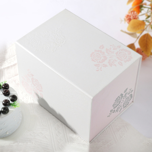 Caja de regalo de Navidad personalizable para pastel de dulces, material de lámina UV ventajoso, pantalla de tubo de papel magnético para alimentos, azúcar - Product Image 2