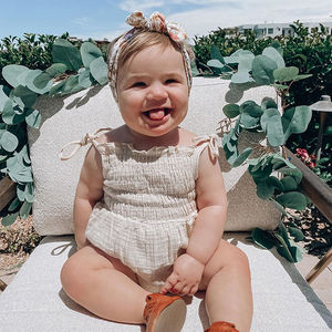 Оптовая продажа, милая одежда для маленьких девочек, однотонный муслиновый комбинезон для новорожденных, слинг, креп для девочек - Product Image 2