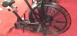 Vélo d'exercice commercial CE résistant au vent, vélo d'assaut, vélo d'exercice à ventilateur pour la combustion des graisses et l'entraînement aérobie pour le <span class=keywords><strong>fitness</strong></span> - Product Image 4