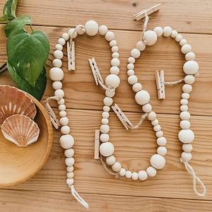 Collier de perles en bois porte-photos pour décoration murale, affichage de photos pour la Saint-Valentin et les loisirs en famille - Product Image 4