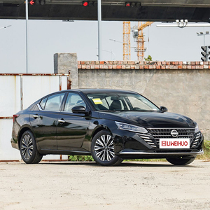 นิสสัน เทียน่า 2.0T เทอร์โบ พวงมาลัยซ้าย ภายในสีเข้ม รถเก๋ง<span class=keywords><strong>มือ</strong></span><span class=keywords><strong>สอง</strong></span> รุ่นปี 2024 เกียร์อัตโนมัติ 5 ที่นั่ง ไมล์น้อย รถขนาดกะทัดรัด - Product Image 4